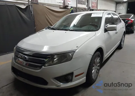 2012 Ford Fusion Hybrid z USA, uszkodzony, nr VIN 3FADP0L30CR275378
